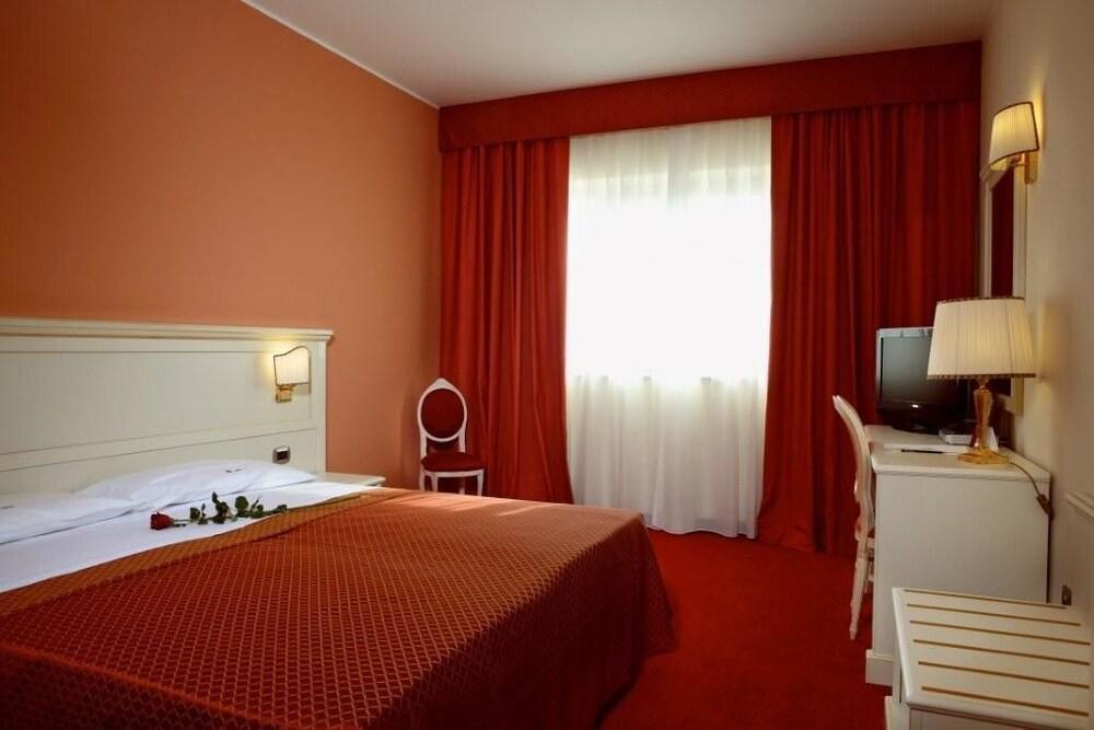 Semiramide Palace Hotel Castellana Grotte Esterno foto