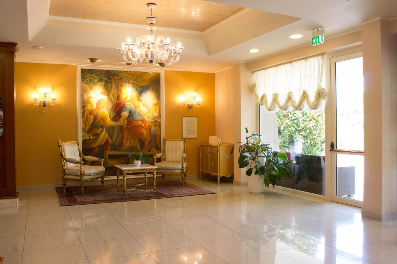 Semiramide Palace Hotel Castellana Grotte Esterno foto